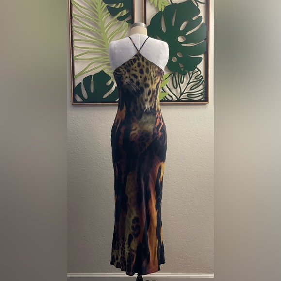 ASOS DESIGN halterneck maxi slip dress in animal
placement print NWT - Picture 7 of 10